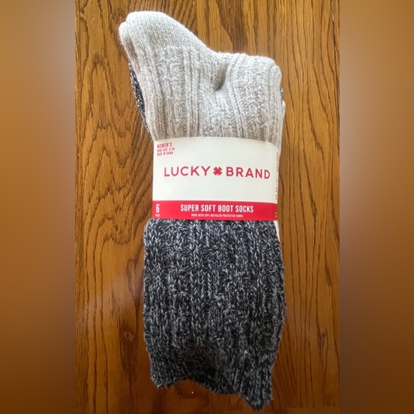 Lucky Brand Women’s 6 pairs soft Boot Socks. Size 5-10. New in package - Picture 2 of 8